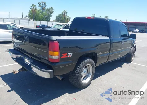 2000 Chevrolet Silverado 1500 Lt from USA, damaged, VIN 1GCEK19T2YE305646